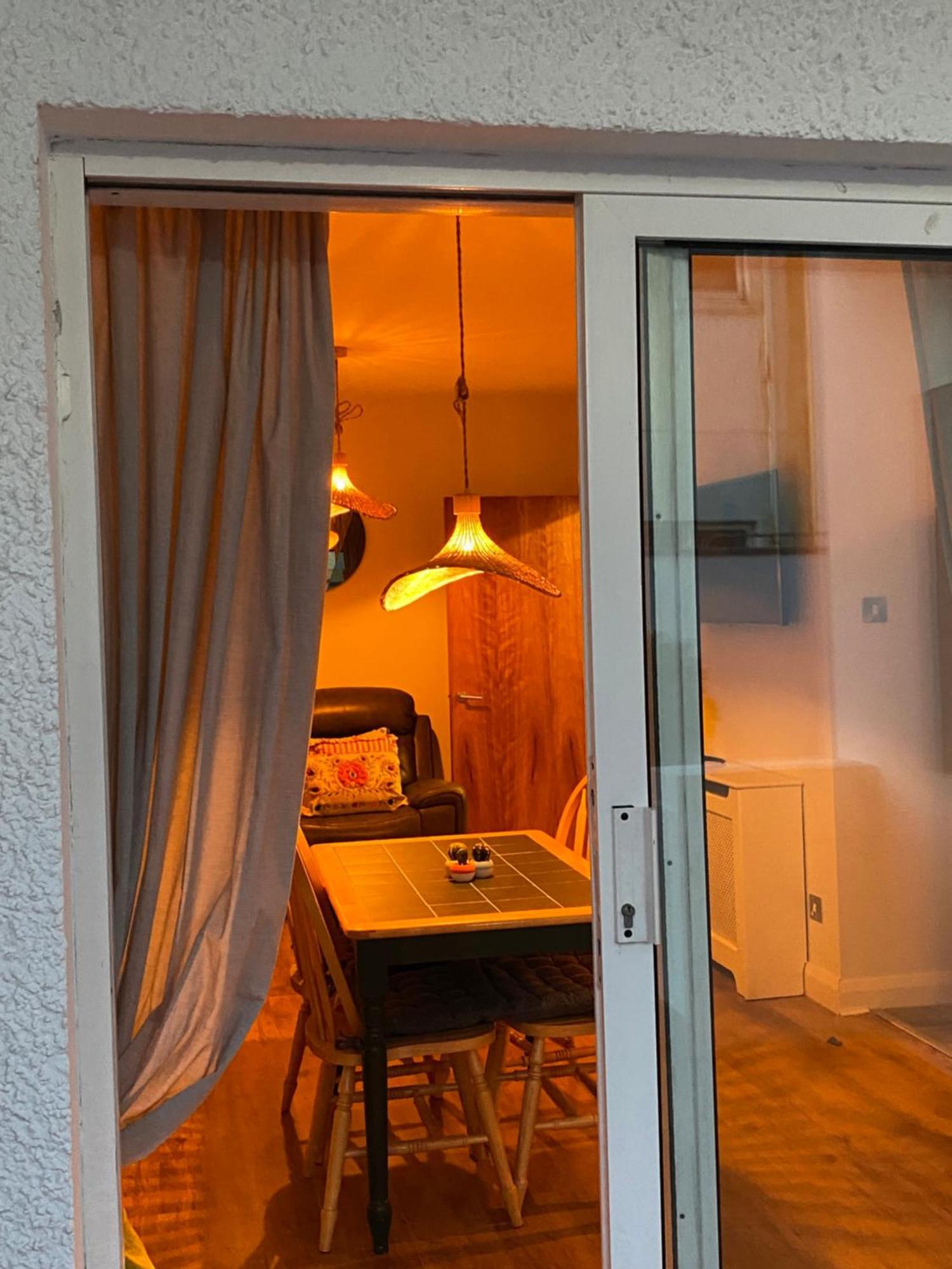 Harbour Sound Apartment, Ballycastle, Causeway Coast מראה חיצוני תמונה